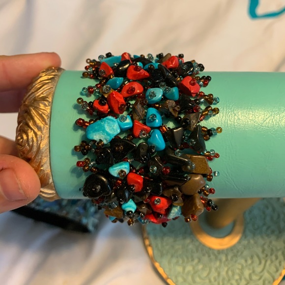 Beautiful beaded bracelet. Coral and blue. - Picture 1 of 3